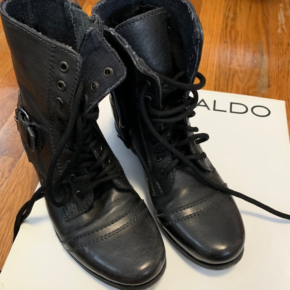 Black Aldo ankle booties